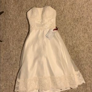 Like New wedding dress (see details)